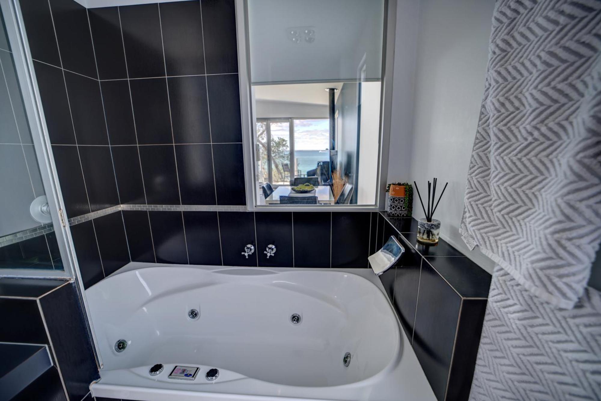 Battery Cove Beach Front Apartment بور فيري المظهر الخارجي الصورة